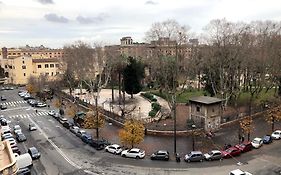 Large Apartment In Rome City Center